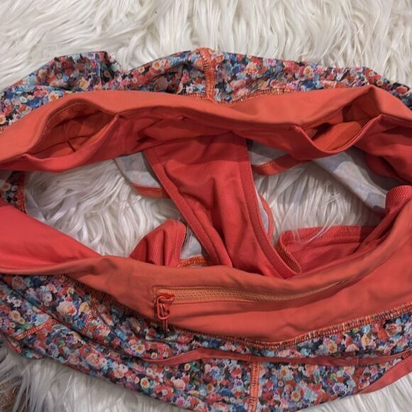 Lululemon Run: Speed Short *4-way Stretch
Prism Petal Multi / Atomic Red - Picture 7 of 7